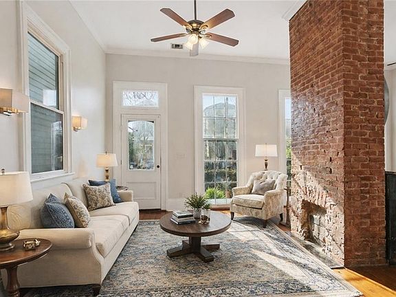 4th image of 2221 Constance St