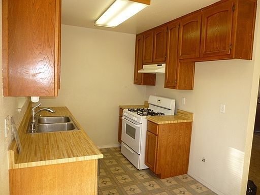 4th image of 1138 W Frank Ln