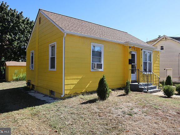3rd image of 509 Coral Ave