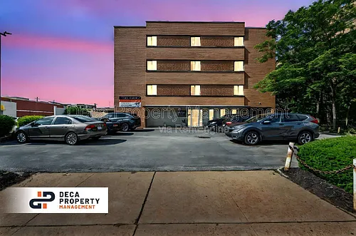 4020 Lindell Blvd Photo 1