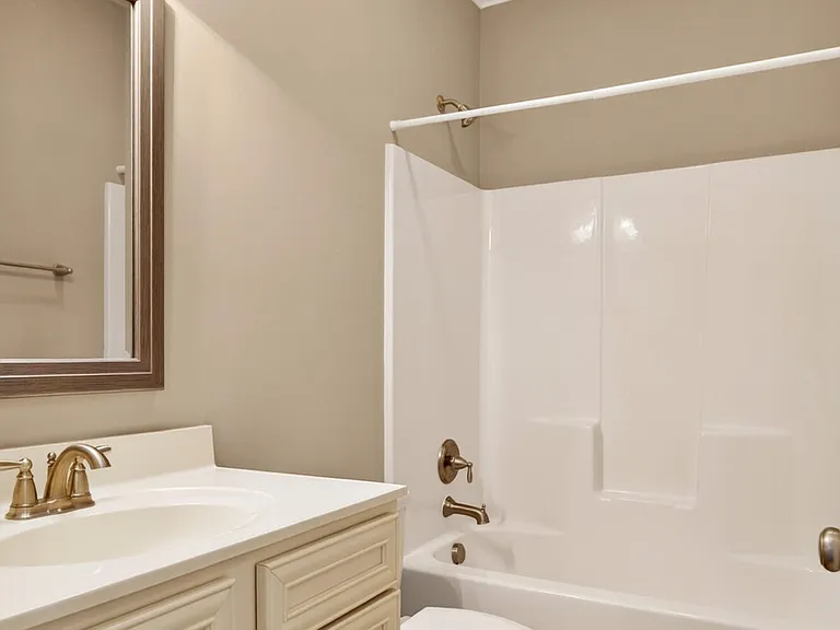 1661 Cambria Dr #B — Photo 21