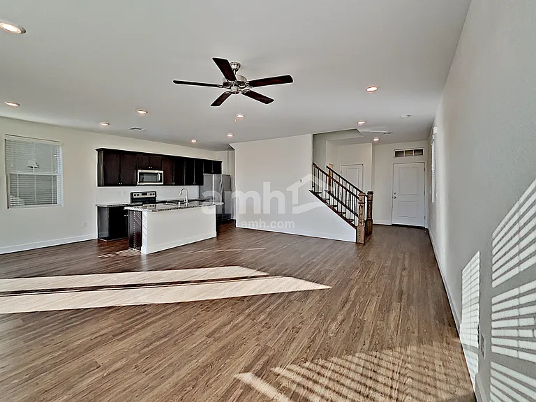 8128 Inhibition Ct — Photo 8