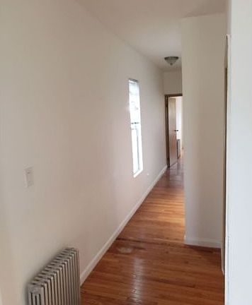 4th image of 95-22 101st Ave