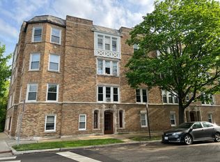 3231 W Ardmore Ave #1, Chicago, IL 60659