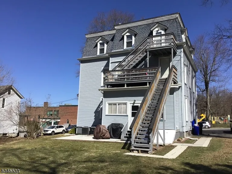 14 Church St — Photo 27