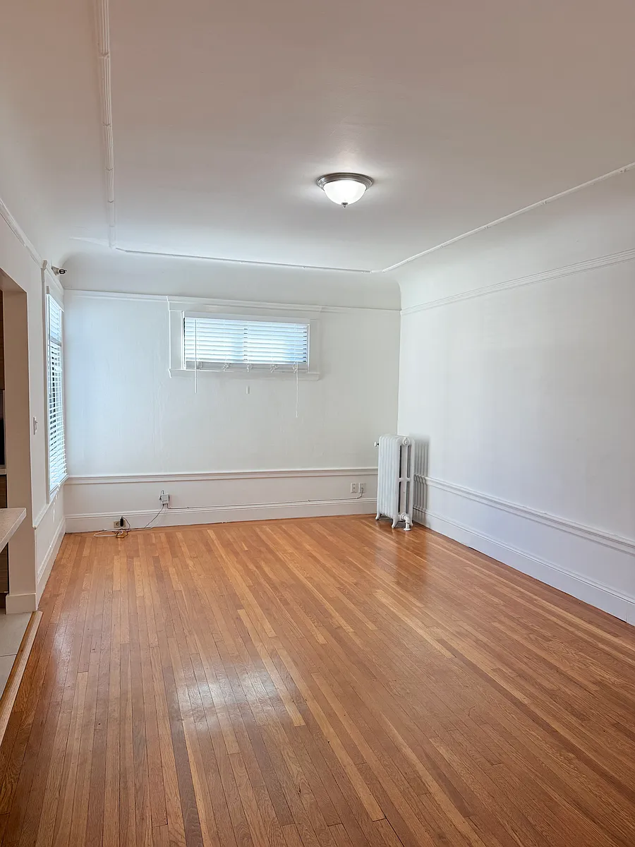 Building Photo - 1333 Balboa St #1