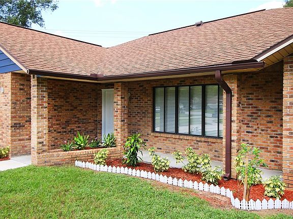 4th image of 5921 Brandon Ln