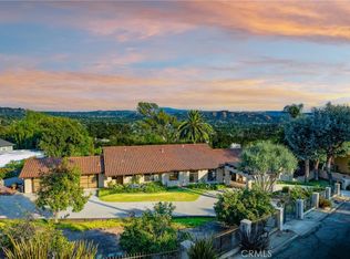 955 N Easley Canyon Rd, Glendora, CA 91741