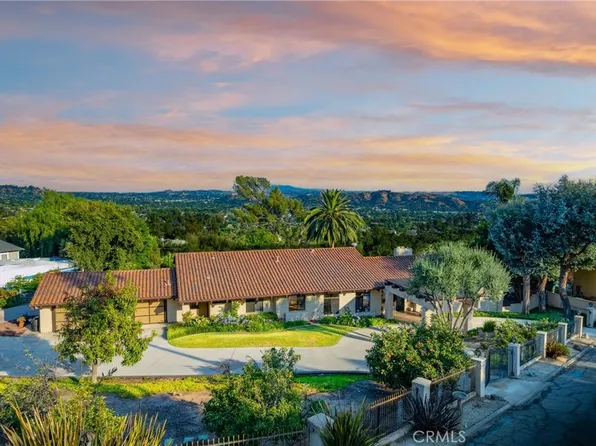 955 N Easley Canyon Rd, Glendora, CA 91741