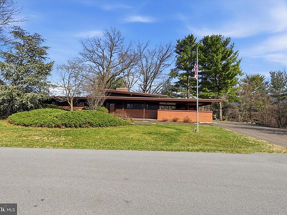 3rd image of 11903 Haven Hill Dr