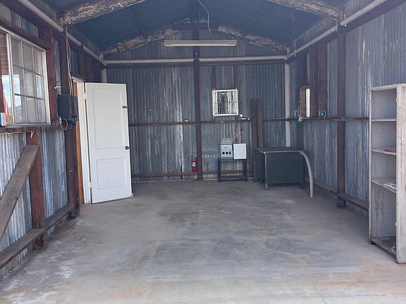 2nd image of 1241 W Schwartz Rd