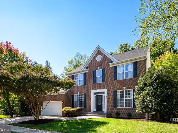 2402 Summershade Ct, Odenton, MD 21113