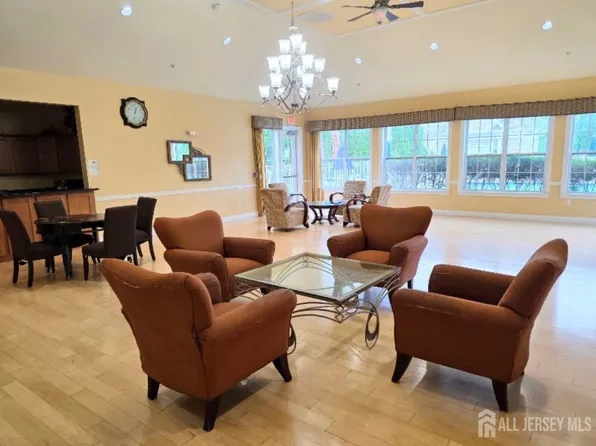 26 Edward Stec Blvd #2623, Edison, NJ 08837