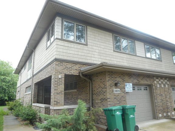 2nd image of 3805 Clarence Ave