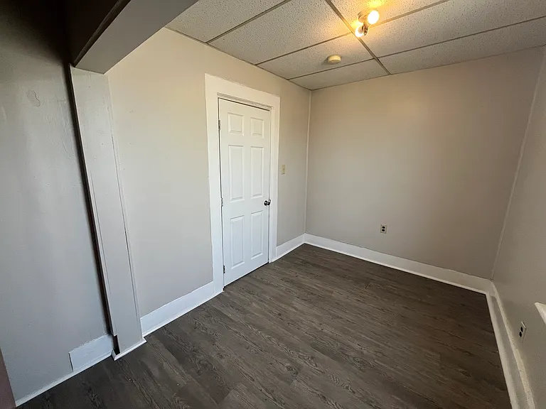 137 Main St #3 — Photo 6