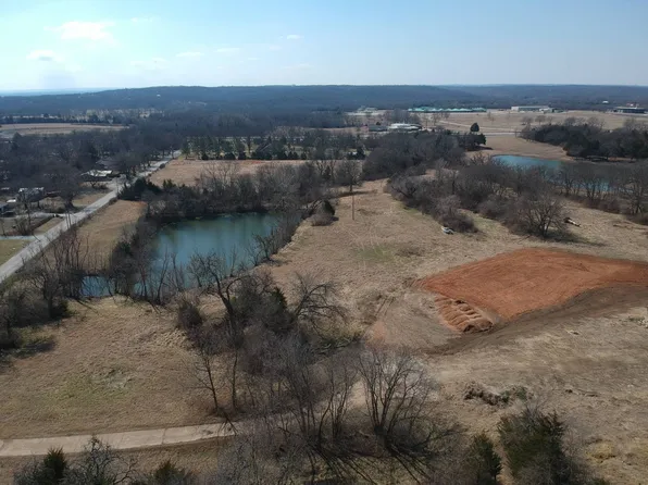 1621 S Broadway Blvd, Ada, OK 74820