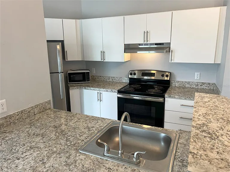 2568 Woodgate Blvd #206 — Photo 7