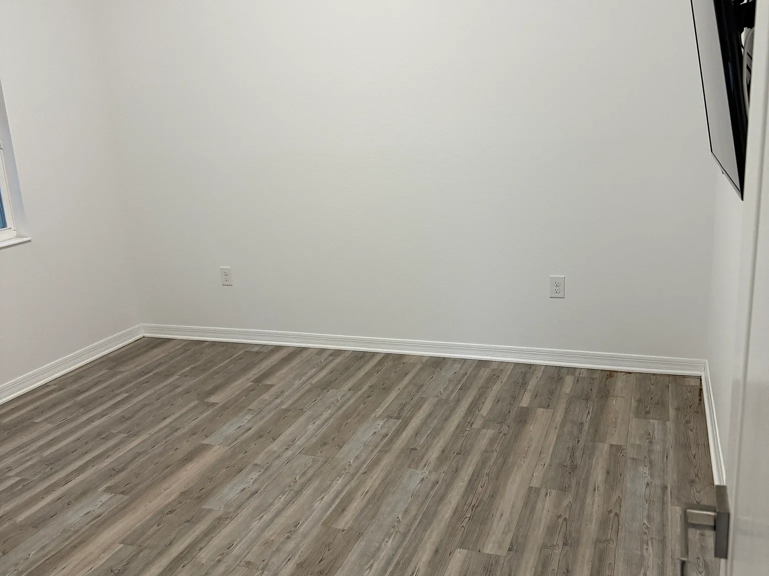 3117 Somerset Park Dr — Photo 4