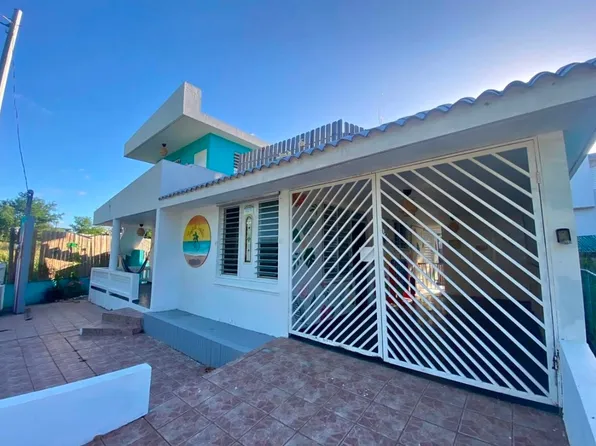 (undisclosed Address), Quebradillas, PR 00678