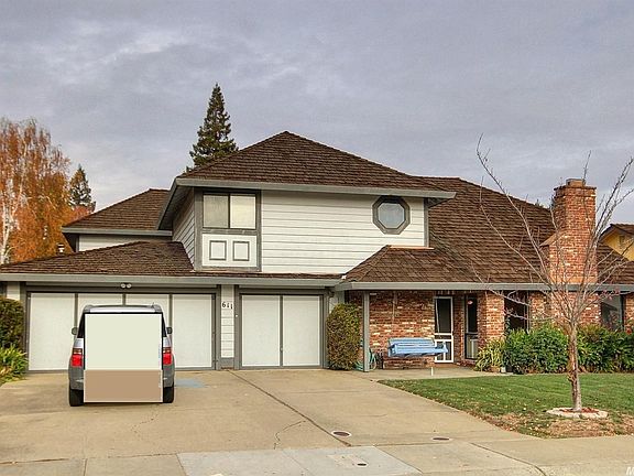 3rd image of 611 Rivergate Way