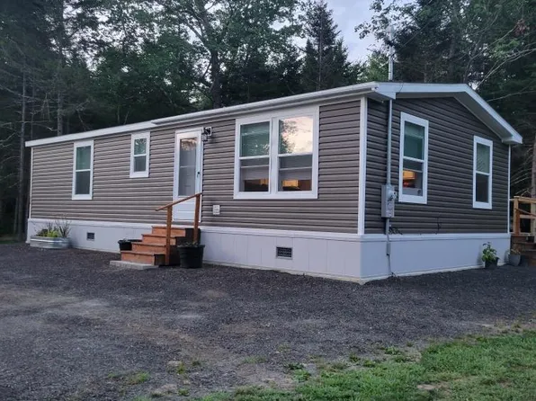 214 Depot Road, Warren, ME 04864