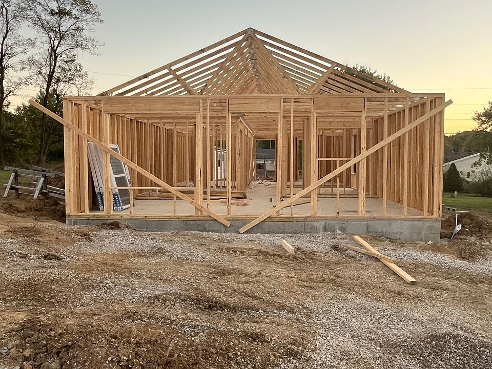 2nd image of 3984 Abbey Way