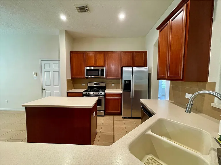 14110 Pawnee Bend Dr — Photo 12