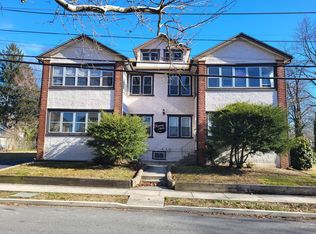 303 Kenny St, Ridley Park, PA 19078