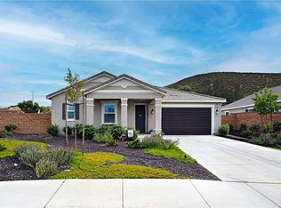 28427 Patches Dr, Menifee, CA 92585