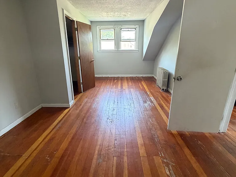 156 Main St #6 — Photo 2