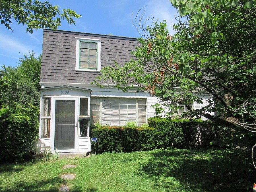 1st image of 3736 W Albion Ave