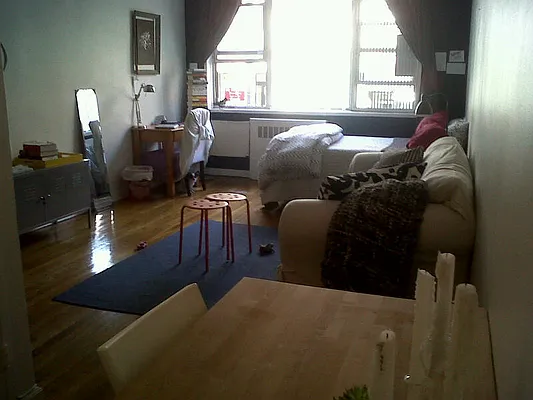 Rented by CNYC Apartments | media 23
