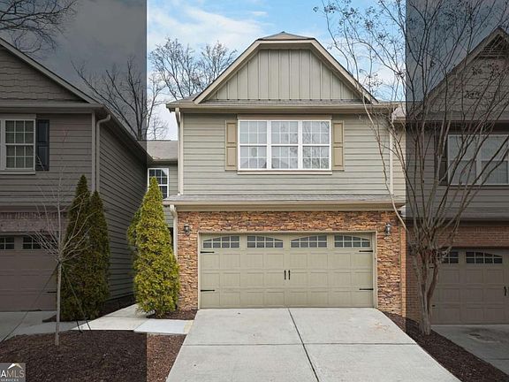 2nd image of 2324 Whiteoak Ln SE