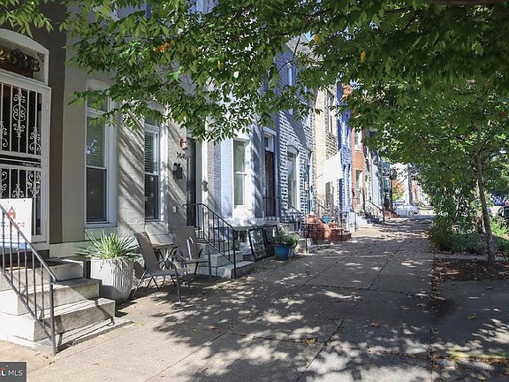 3rd image of 2638 Huntingdon Ave