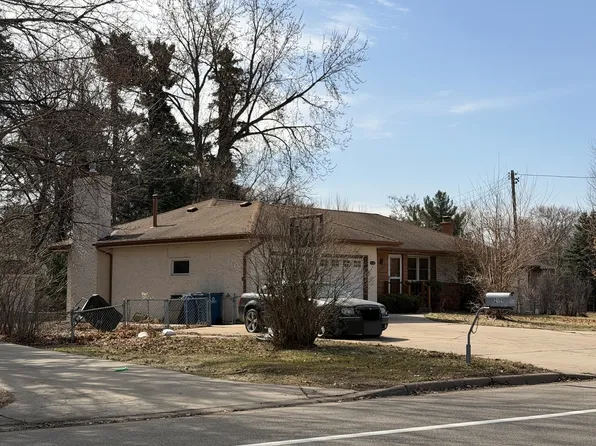 2199 Long Lake Rd, New Brighton, MN 55112