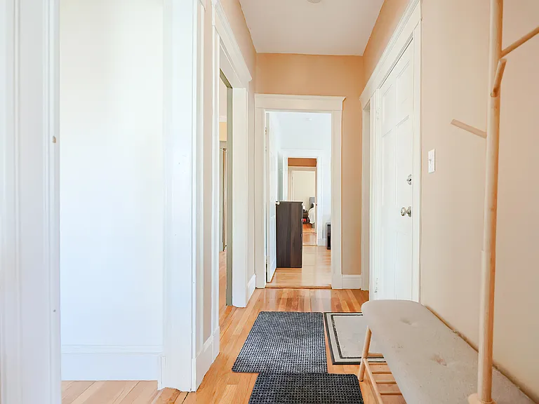 51 Whitten St #3 — Photo 6