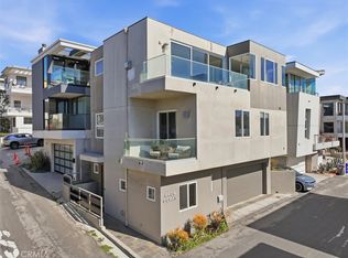 2406 Ocean Dr, Manhattan Beach, CA 90266