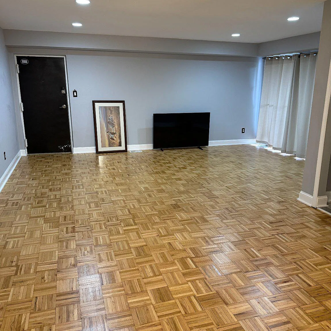2 bed, 1.5 bath, 1043 sqft, $1,900 — Photo 3