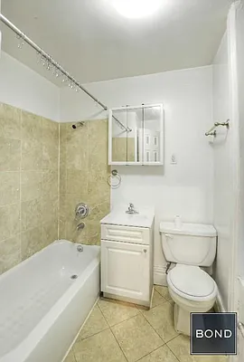 Rented by Bond New York | media 26