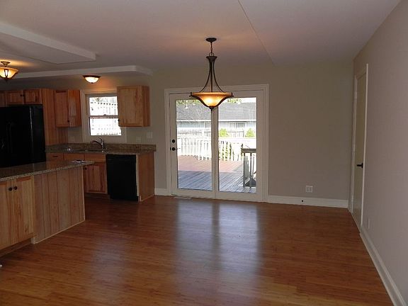 4th image of 3844 Harwick Ln