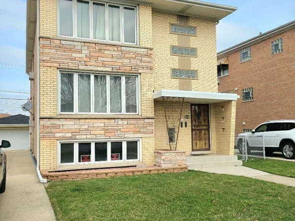 5824 W 79th St, Burbank, IL 60459