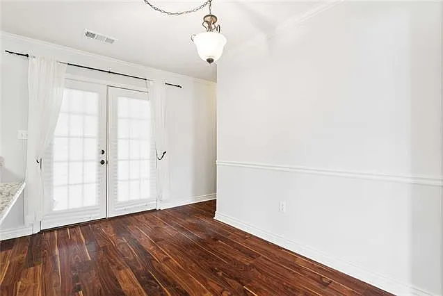 2190 Steven St — Photo 6