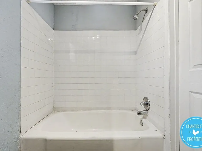 1111 W Academy St #2 — Photo 12