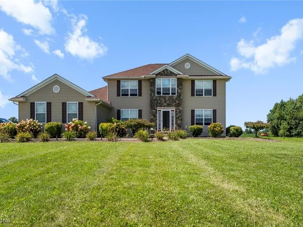 40152 Alexis Dr, Grafton, OH 44044