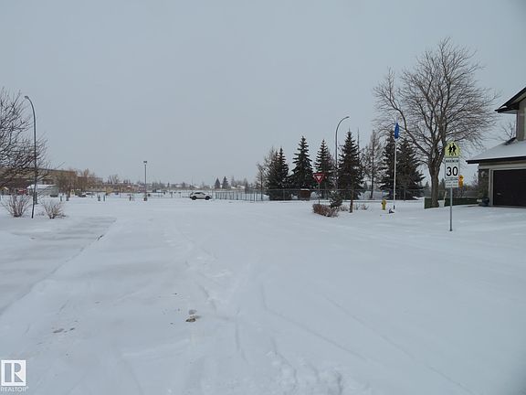 5th image of 18 Connor Ln