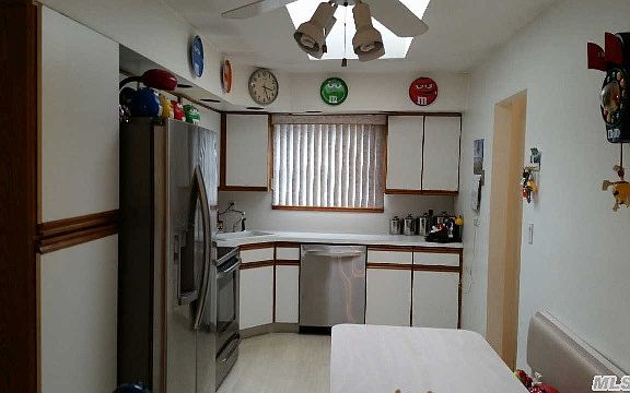 2nd image of 211 Inwood Ave