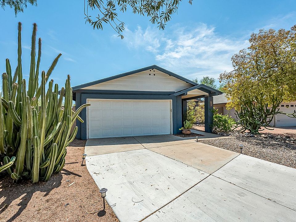 1st image of 947 N 87th Way