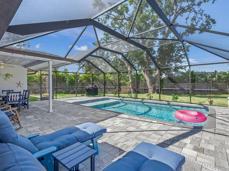 2710 Silver King Way