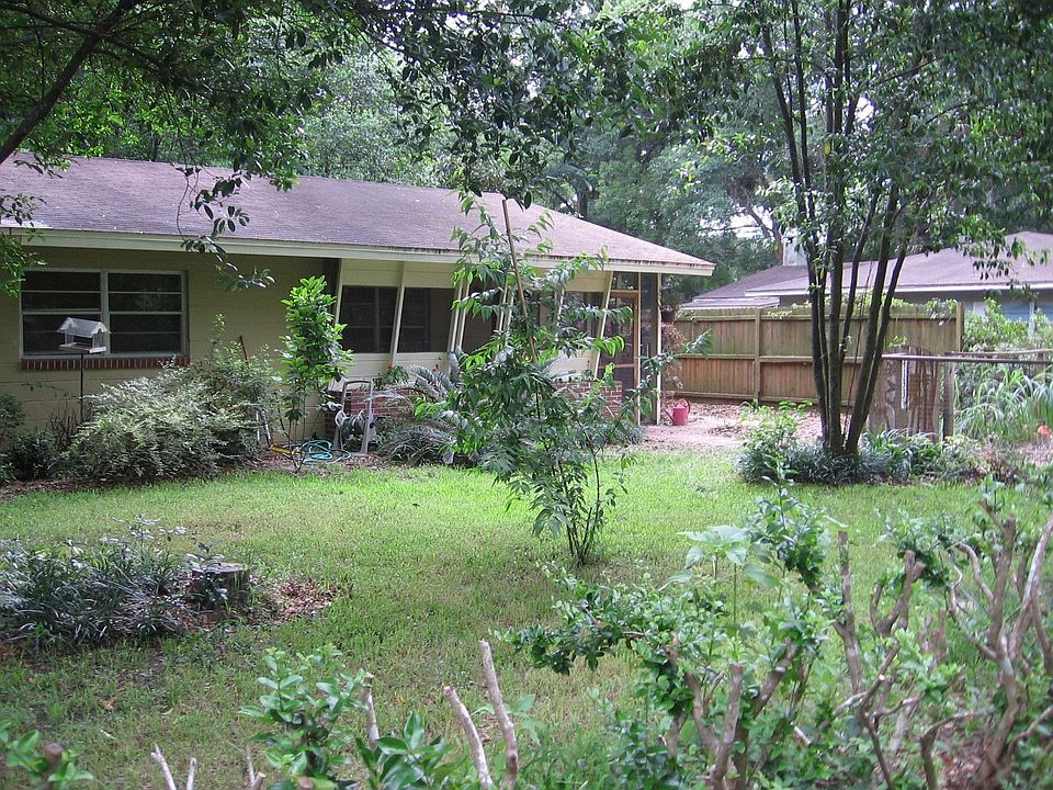 1st image of 4133 NW 11th St