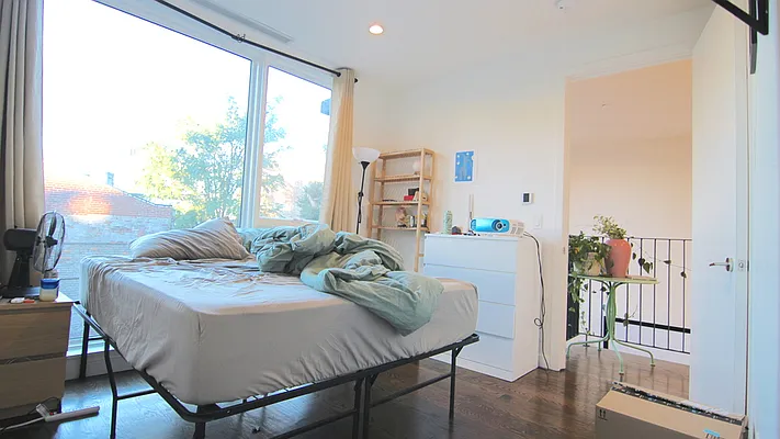 Rented by Nooklyn NYC LLC | media 29